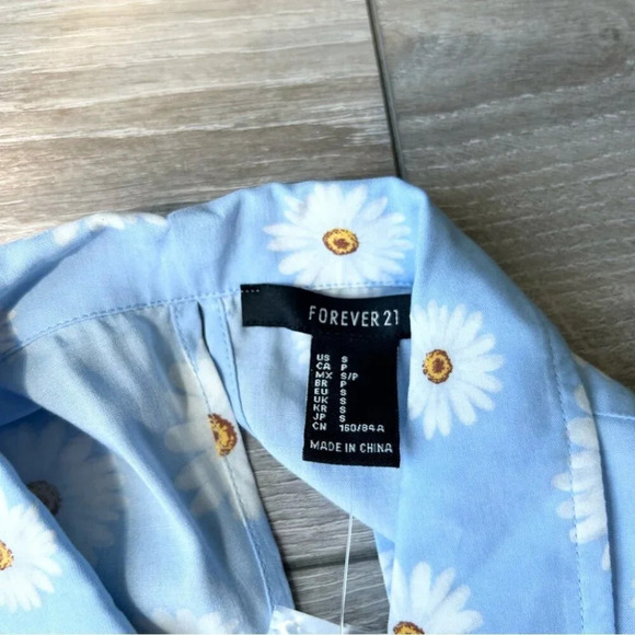 NWT Forever 21 Light Blue Daisy Open Back Button Down Shirt Dress - Picture 6 of 13